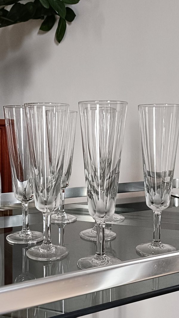 Serie de 7 flûtes en verre – Image 4