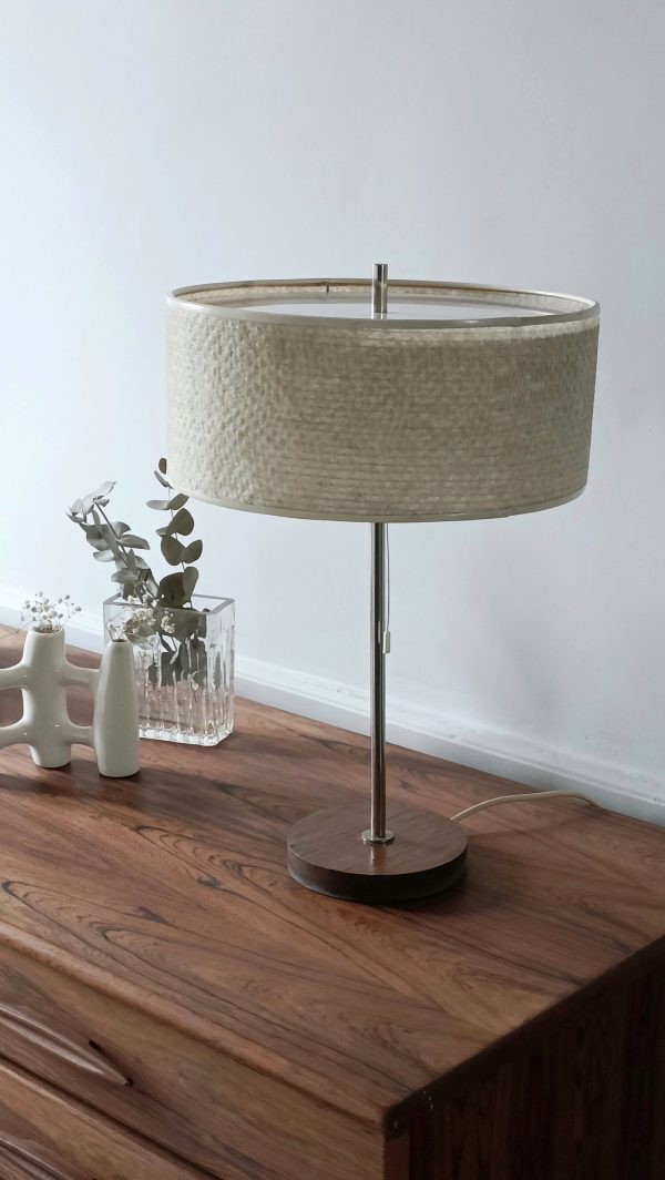 Lampe en teck et fibre de verre – Image 5